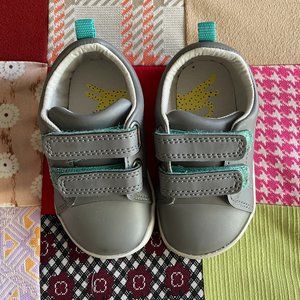 Ten Little Steel Gray Everyday Original Sneaker Size 6